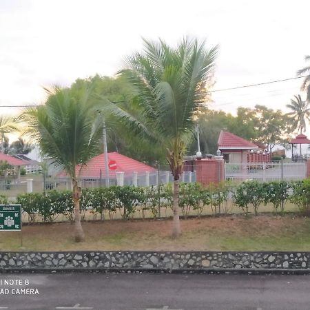 Pd Laguna Homestay Red Port Dickson Eksteriør billede