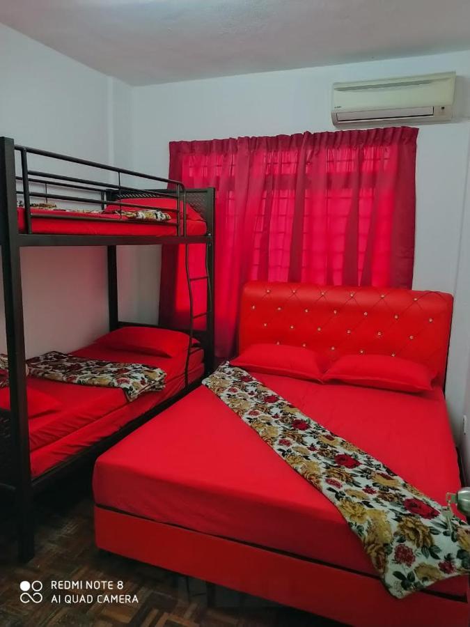 Pd Laguna Homestay Red Port Dickson Eksteriør billede
